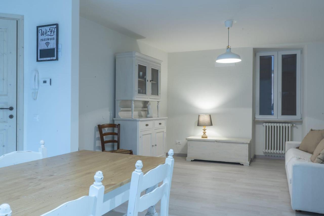Martalagattahome San Felice del Benaco Buitenkant foto