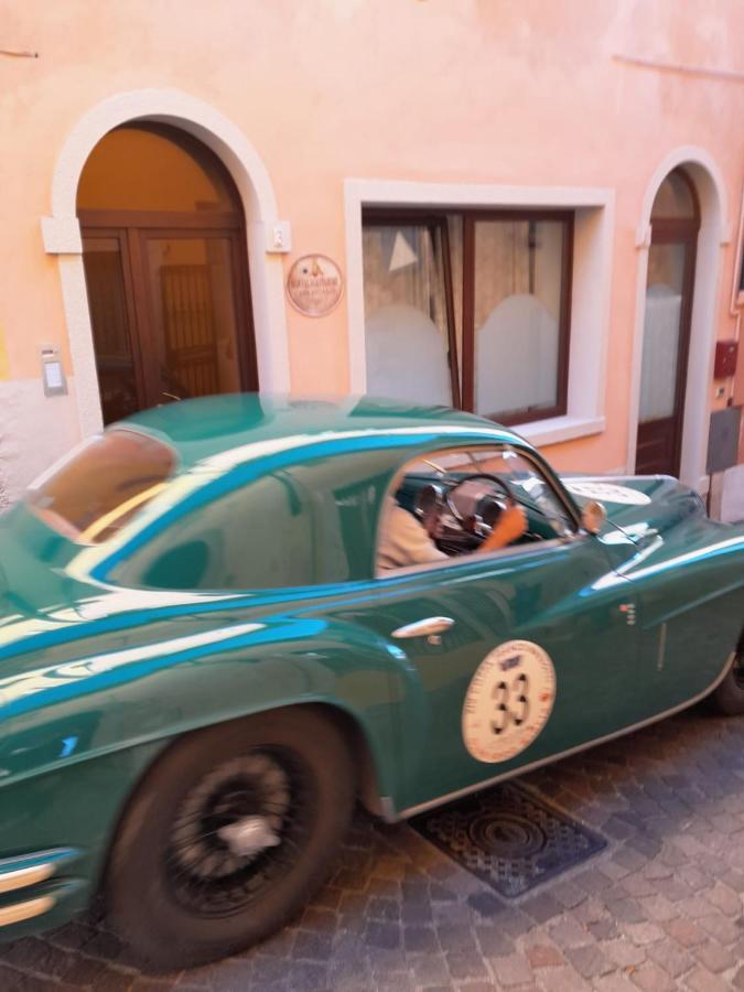 Martalagattahome San Felice del Benaco Buitenkant foto